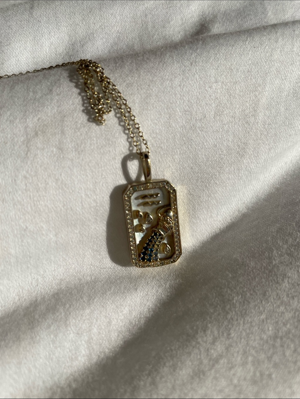Melinda Maria Gold Pendant Necklace, zodiac Aquarius ♒️ - Picture 3 of 9